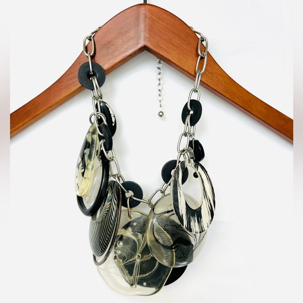 Treska | Black&White Statement Necklace